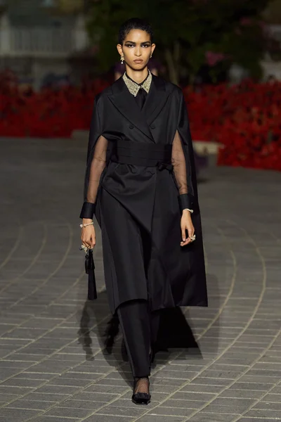Look 98